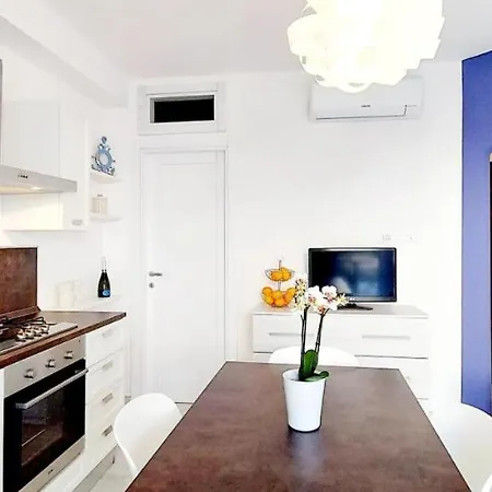 Whiteblue House Con Giardino Appartamento Castelsardo