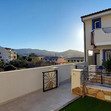 Appartamento Whiteblue House Con Giardino Castelsardo